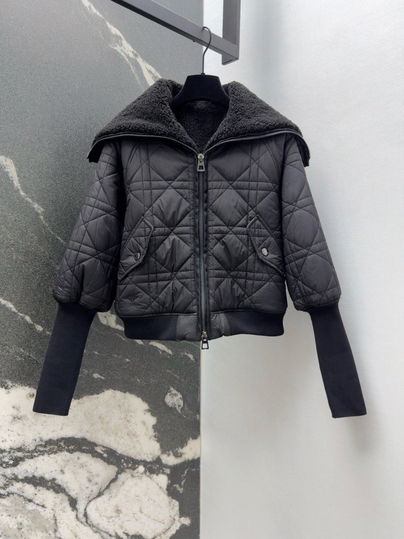 chr1st1an D10r outwear